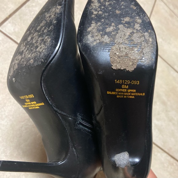 Colin Stuart Womenâs Black Pointed Toe Heeled Booties Vintage - Picture 12 of 15